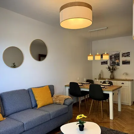 Vive En El Corazon Del Barrio Marinero Piso 3hab Vigo