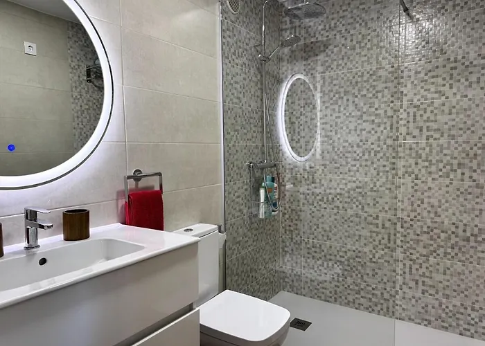 Vive En El Corazon Del Barrio Marinero Piso 3hab *